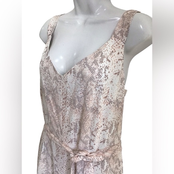 Loft Wide Leg Cropped Snake Print Jumpsuit Size 14 NWT - Picture 9 of 15
